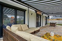 Fertighaus vom Hersteller Streif - Kundenhaus Terrassengestaltung mit Markise