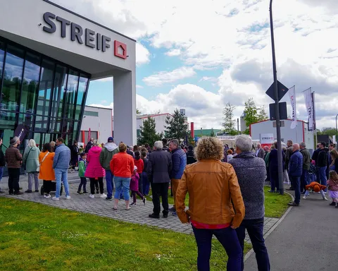 Hausbau-Infotag mit Bauherrenseminar und Werksbesichtigung in 54595 Weinsheim
