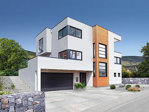 Kellergeschoss mit Doppelgarage in Hanglage